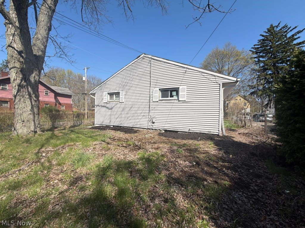 22 Uhler Avenue Akron, OH 44310 - Photo 2 of 35