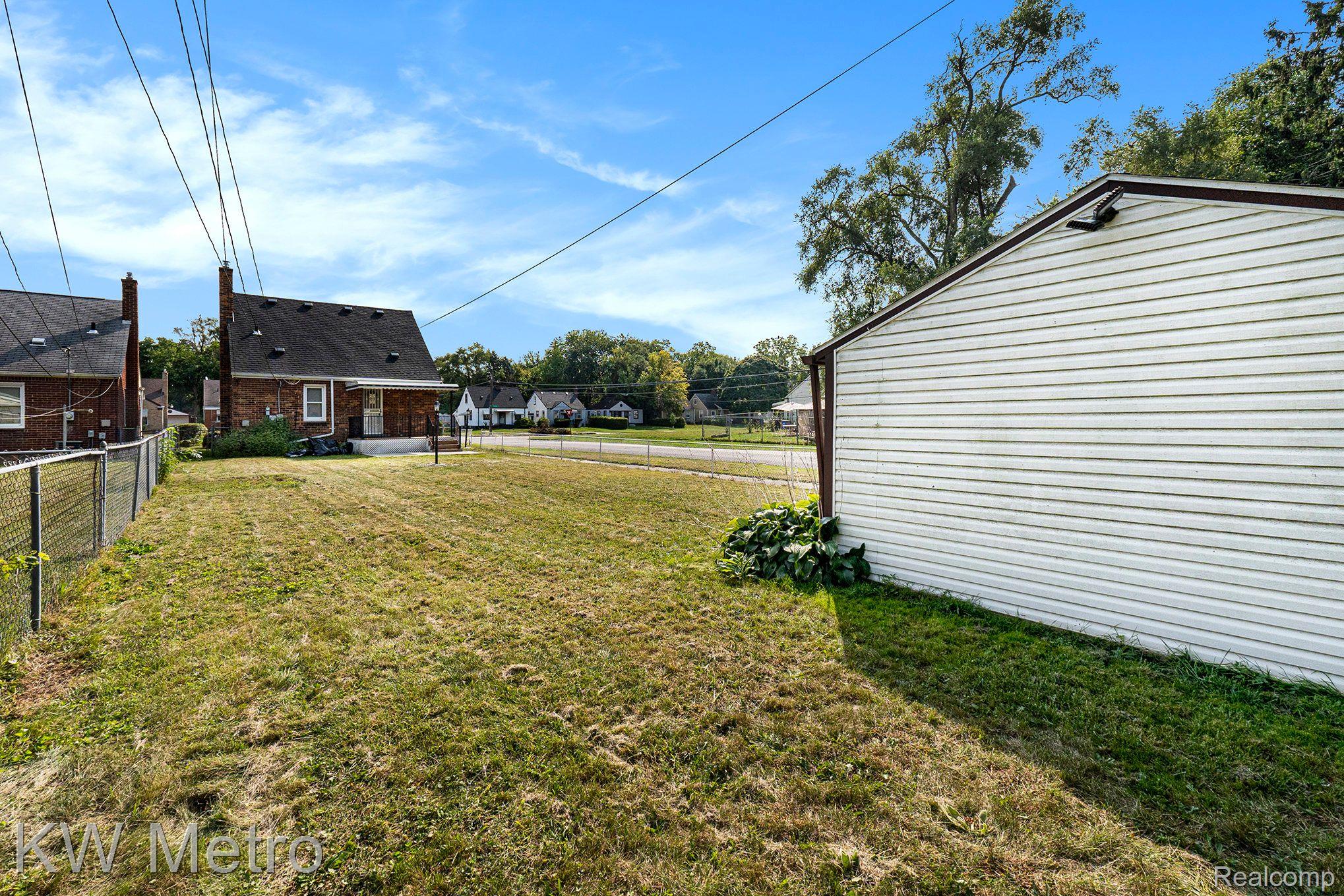 18601 Forrer Street Detroit, MI 48235 - Photo 6 of 17 Gallery Image 6