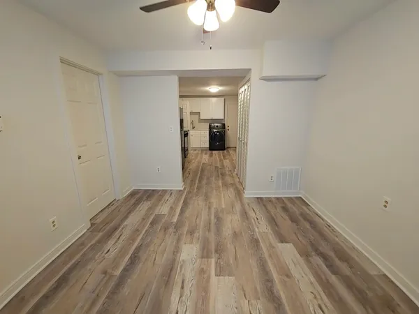 $1,550 | 2216 West 21st Place, Unit 1F, Chicago, IL 60608