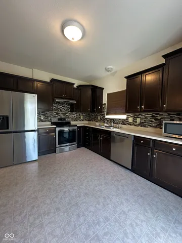 $2,295 | 4804 Altar Court, Indianapolis, IN 46237