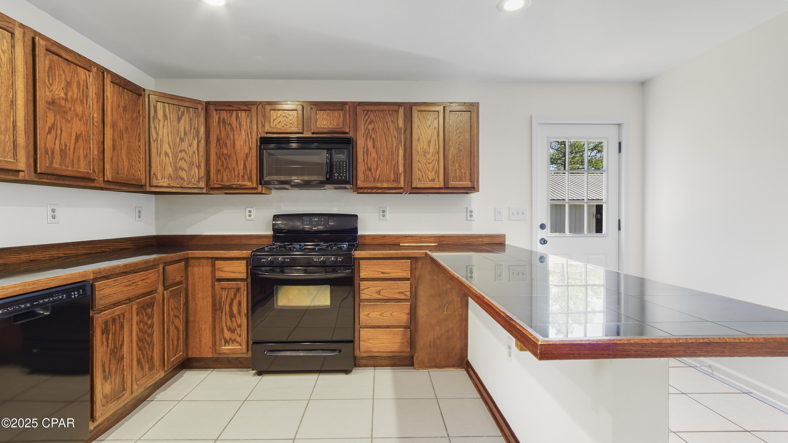 300 Deer Trail DeFuniak Springs, FL 32433 - Photo 14 of 44