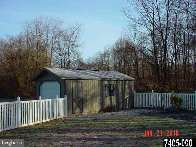 6601 Bull Road Dover, PA 17315 - Photo 3 of 14