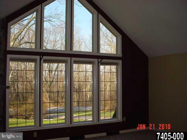 6601 Bull Road Dover, PA 17315 - Photo 7 of 14