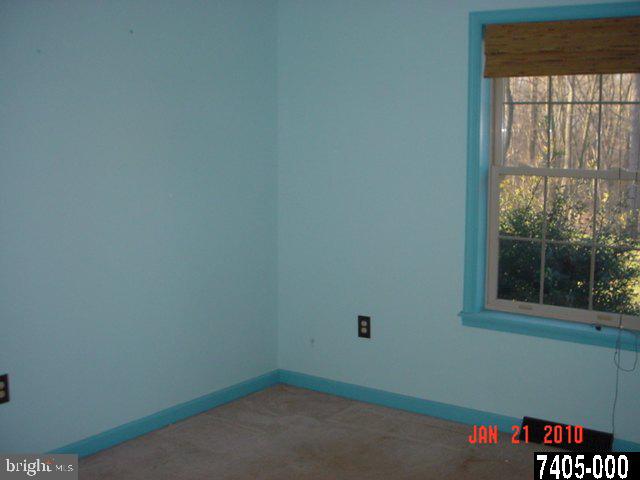 6601 Bull Road Dover, PA 17315 - Photo 10 of 14