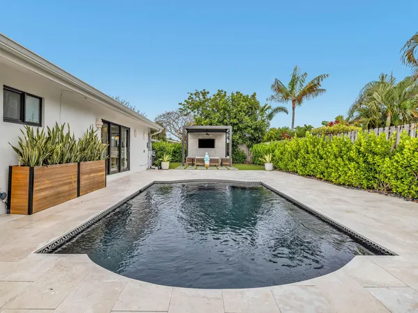 $940,000 | 2751 Northeast 53rd Street, Lighthouse Point, FL 33064