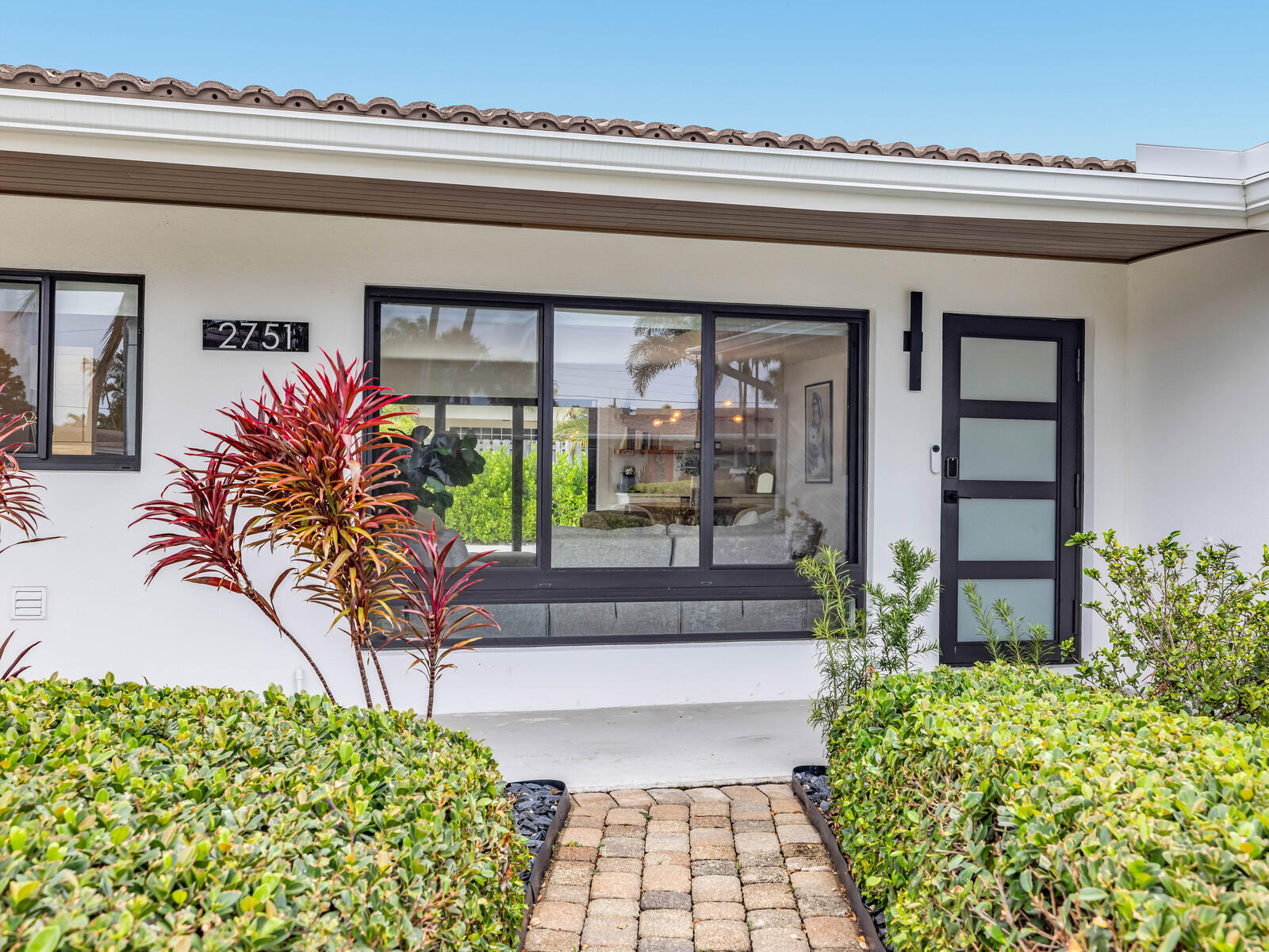 2751 Northeast 53rd Street Lighthouse Point, FL 33064 - Photo 3 of 56 2751 NE 53rd St Lighthouse Point FL 3306