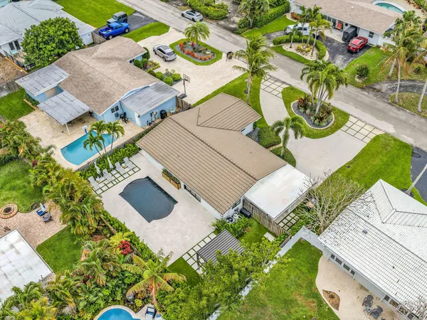 an aerial view of multiple house