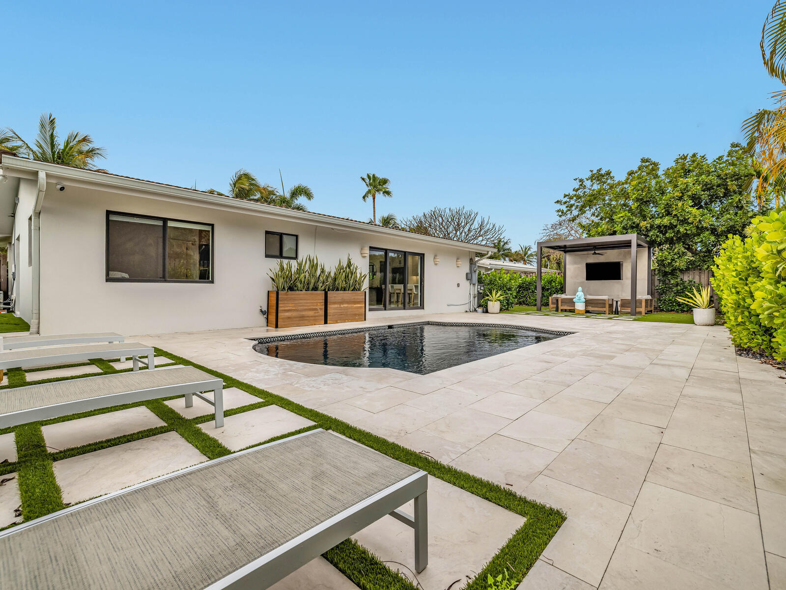 2751 Northeast 53rd Street Lighthouse Point, FL 33064 - Photo 7 of 56 2751 NE 53rd St Lighthouse Point FL 3306