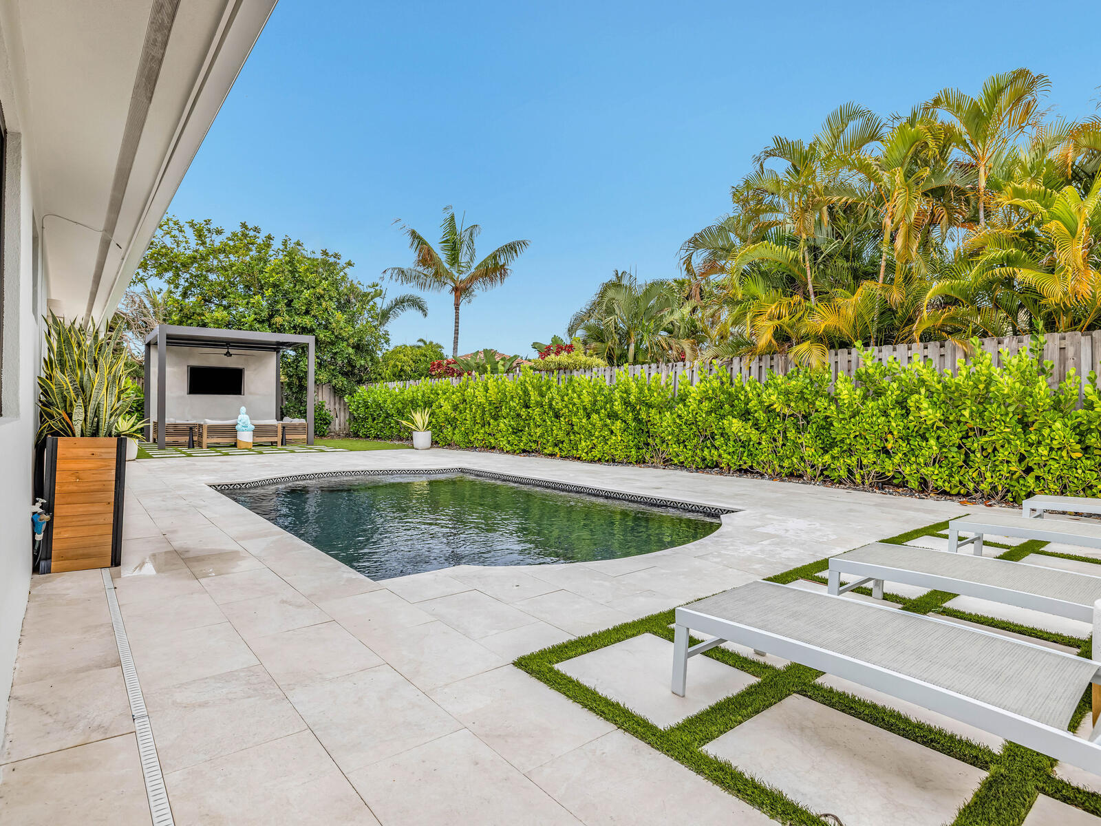 2751 Northeast 53rd Street Lighthouse Point, FL 33064 - Photo 9 of 56 2751 NE 53rd St Lighthouse Point FL 3306