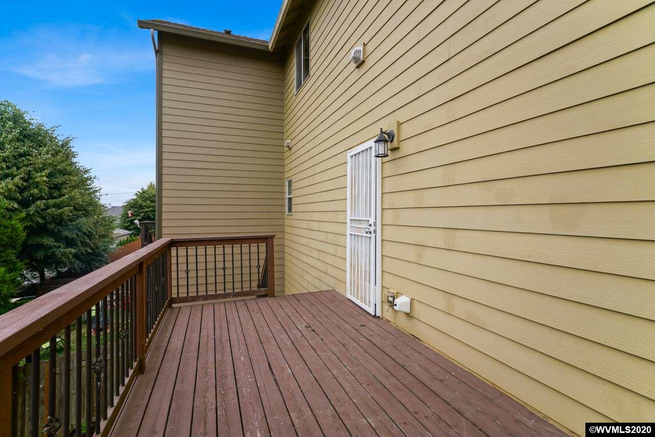 808 Crouchen Street Northwest Salem, OR 97304 - Photo 18 of 37