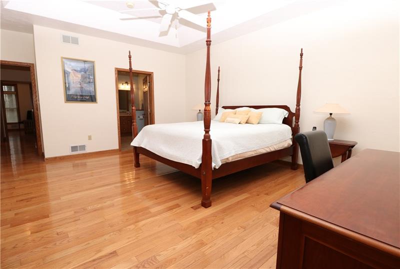 2335 South Ridge Drive Hidden Valley, PA 15502 - Photo 16 of 23