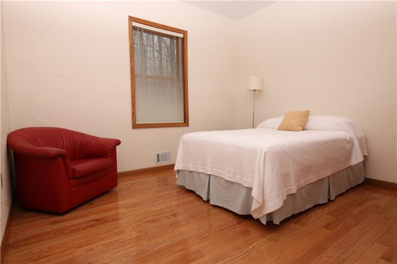 2335 South Ridge Drive Hidden Valley, PA 15502 - Photo 17 of 23