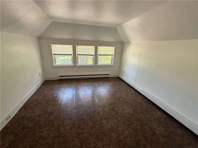 $1,900 | 60 Farewell Street, Newport, RI 02840