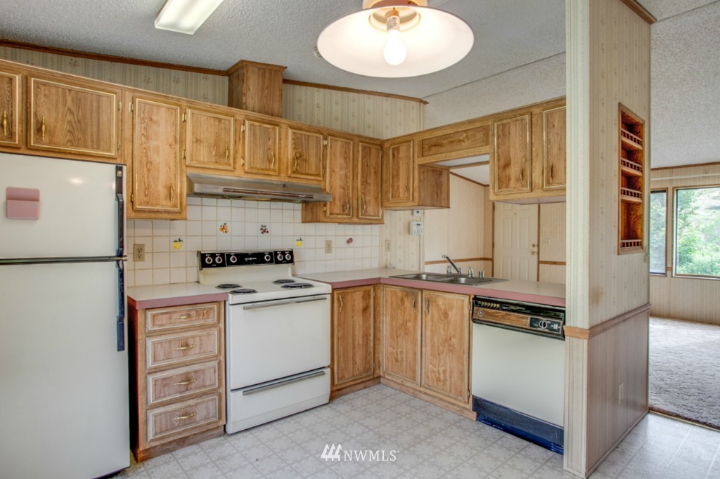 3225 Squilchuck Road Wenatchee, WA 98801 - Photo 14 of 25
