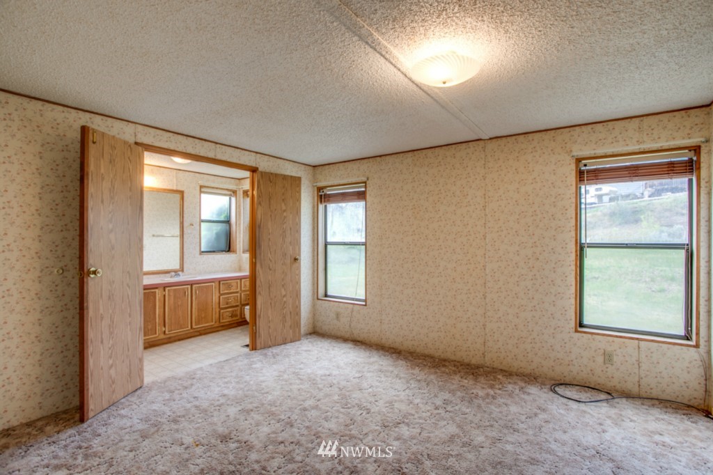 3225 Squilchuck Road Wenatchee, WA 98801 - Photo 17 of 25