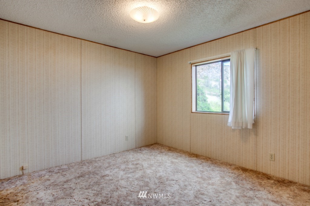 3225 Squilchuck Road Wenatchee, WA 98801 - Photo 23 of 25