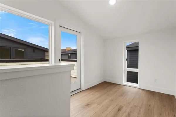 $4,750 | 2203 Hondo Avenue, Unit 206, Dallas, TX 75219