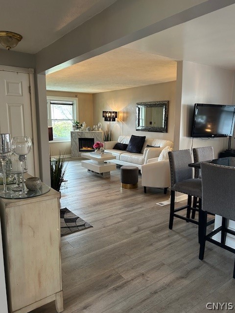 110 Leicestershire Road Irondequoit, NY 14621 - Photo 10 of 26 Looking into kitchen and family room from dining a
