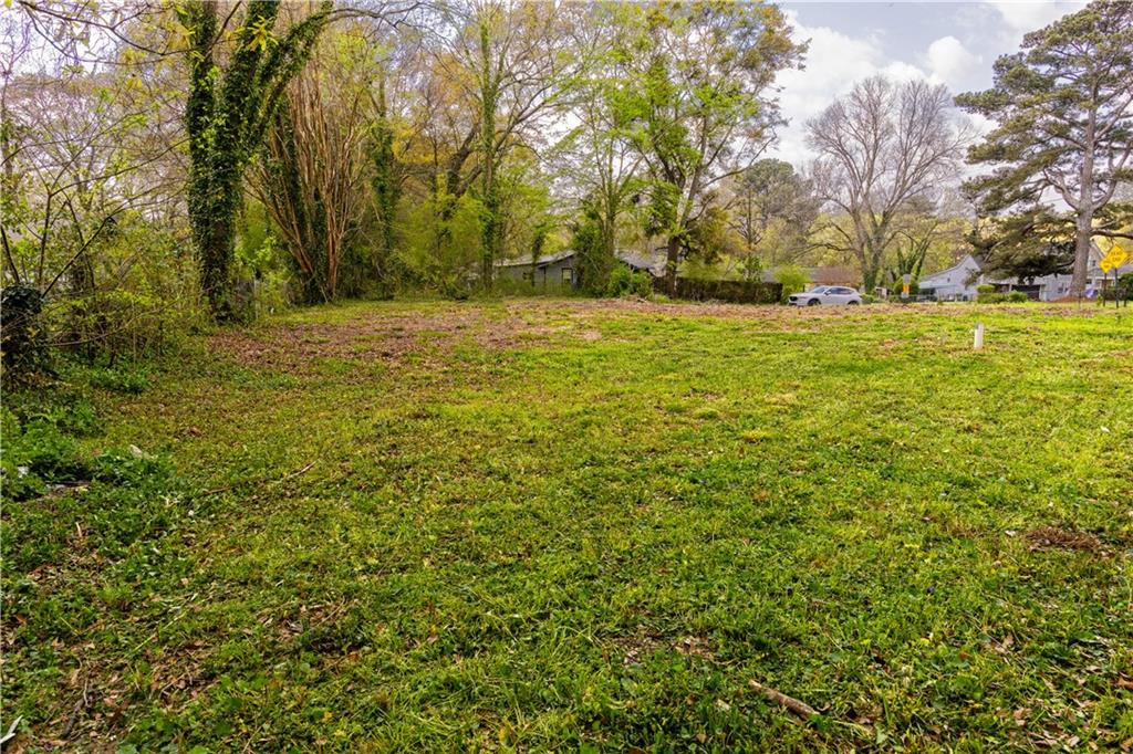 2132 Larchwood Road Southwest Atlanta, GA 30310 - Photo 2 of 8