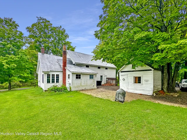 $735,000 | 4028 County Rte 26, Greenville, NY 12083