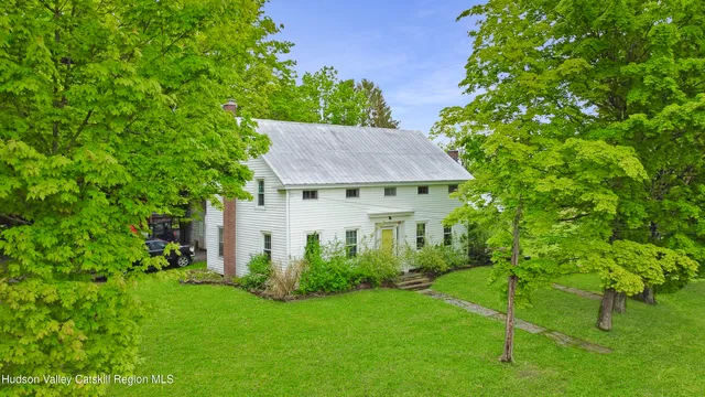 $735,000 | 4028 County Rte 26, Greenville, NY 12083