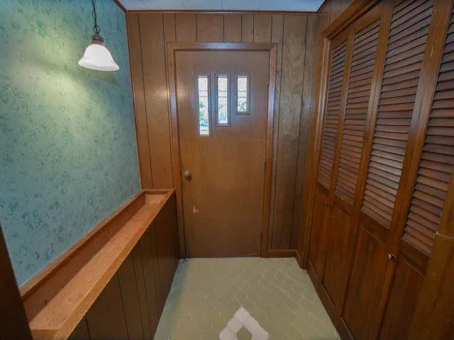 $75,000 | 218 South Jefferson Street, Hillsboro, KS 67063