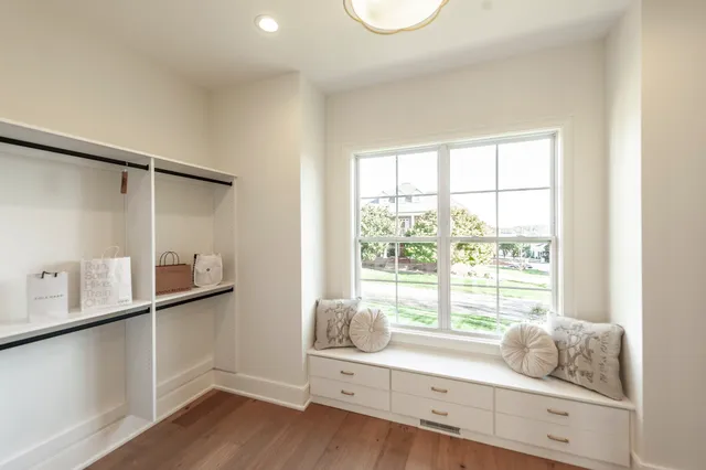 $1,399,900 | 126 Governors Point Boulevard, Hendersonville, TN 37075