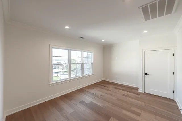 $1,399,900 | 126 Governors Point Boulevard, Hendersonville, TN 37075