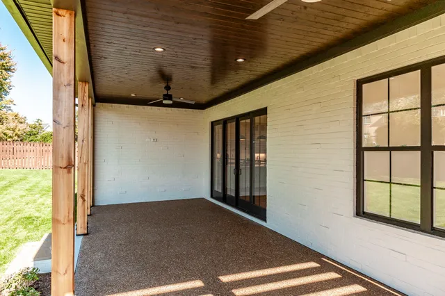 $1,399,900 | 126 Governors Point Boulevard, Hendersonville, TN 37075