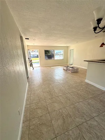 $2,900 | 5535 24th Avenue North, St. Petersburg, FL 33710