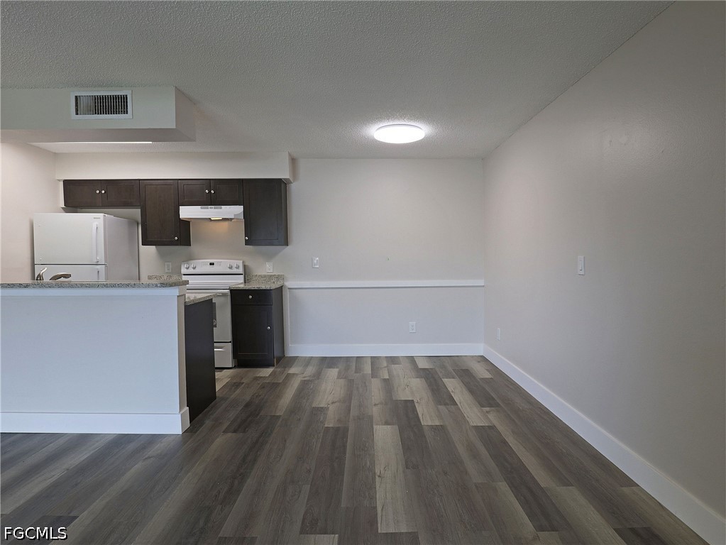 5303 Summerlin Road, Unit 315 Fort Myers, FL 33919 - Photo 3 of 12