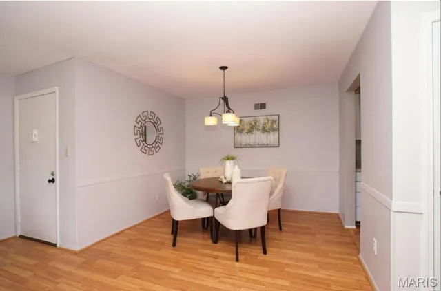 $159,000 | 160 Cumberland Park Court, Unit G, Ballwin, MO 63011