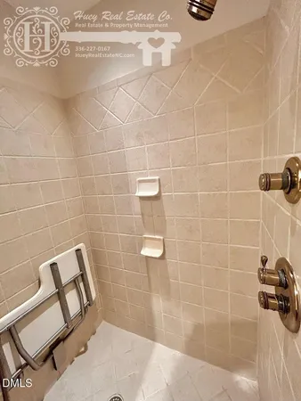 $2,095 | 204 Trail 4, Burlington, NC 27215