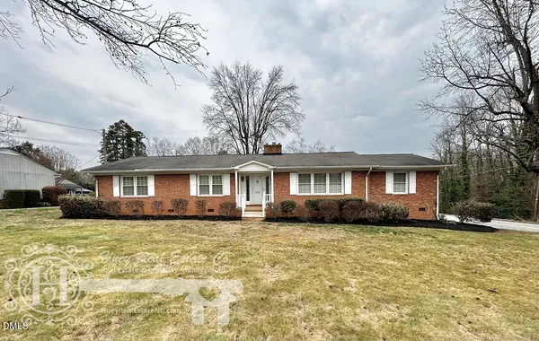 $2,095 | 204 Trail 4, Burlington, NC 27215