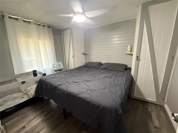 $300,000 | 4233 US Highway 41, Ruskin, FL 33570