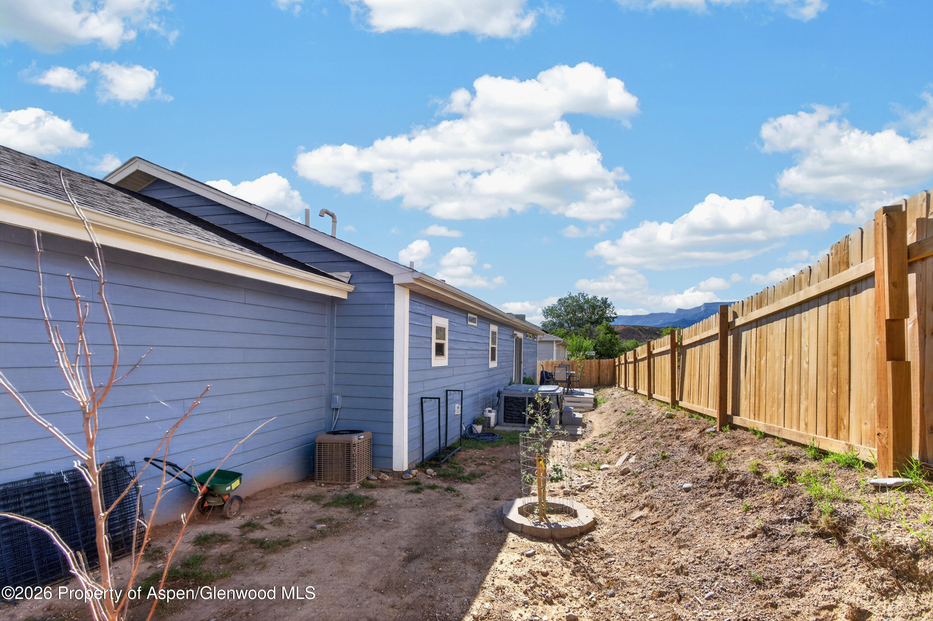 2432 Pioneer Way Rifle, CO 81650 - Photo 27 of 29 image-28