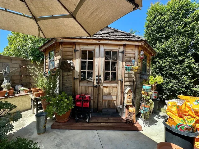 a view of a house with sitting area