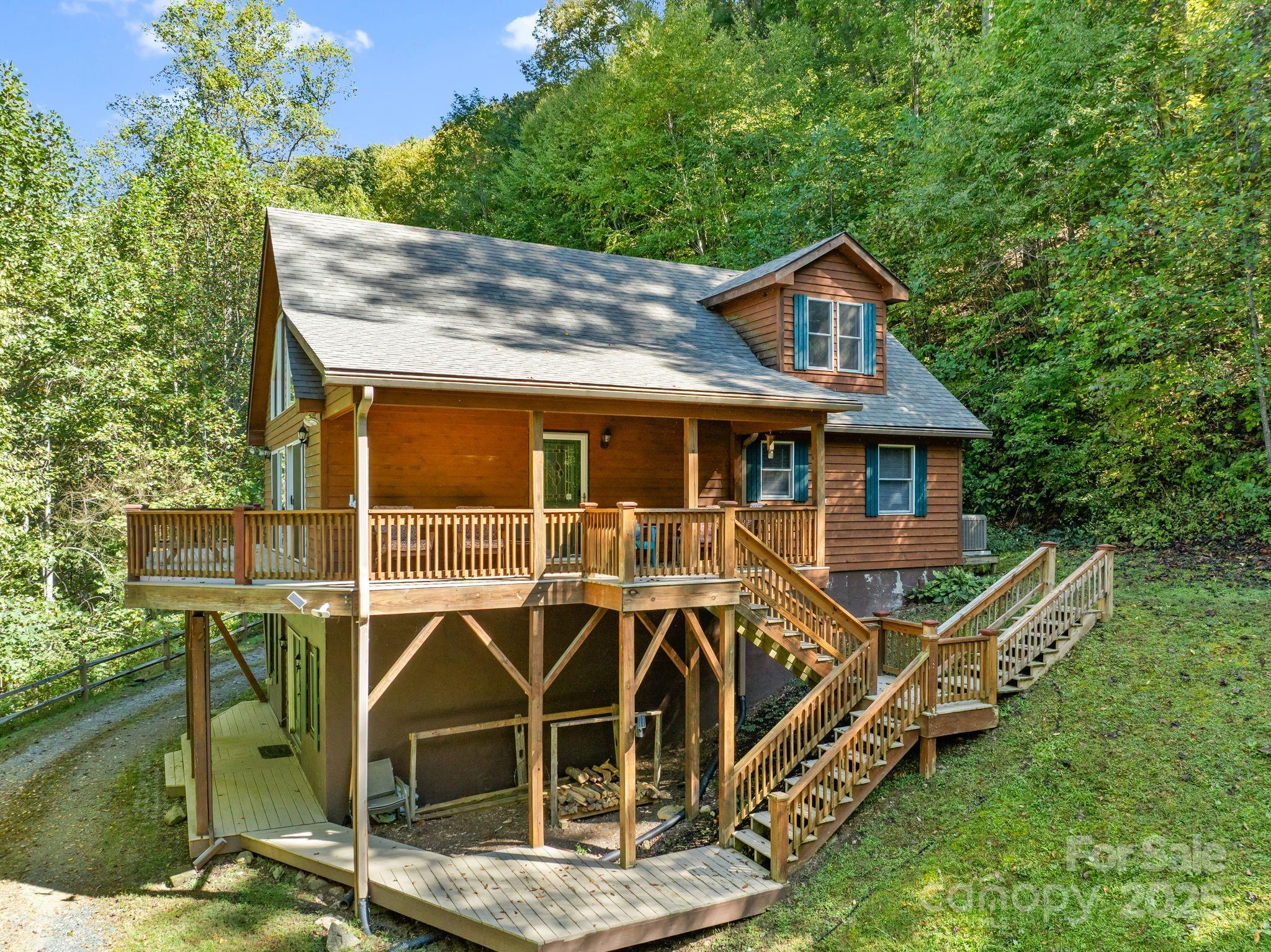136 Grouse Point Road Hot Springs, NC 28743 - Photo 2 of 48 Gallery Image 2