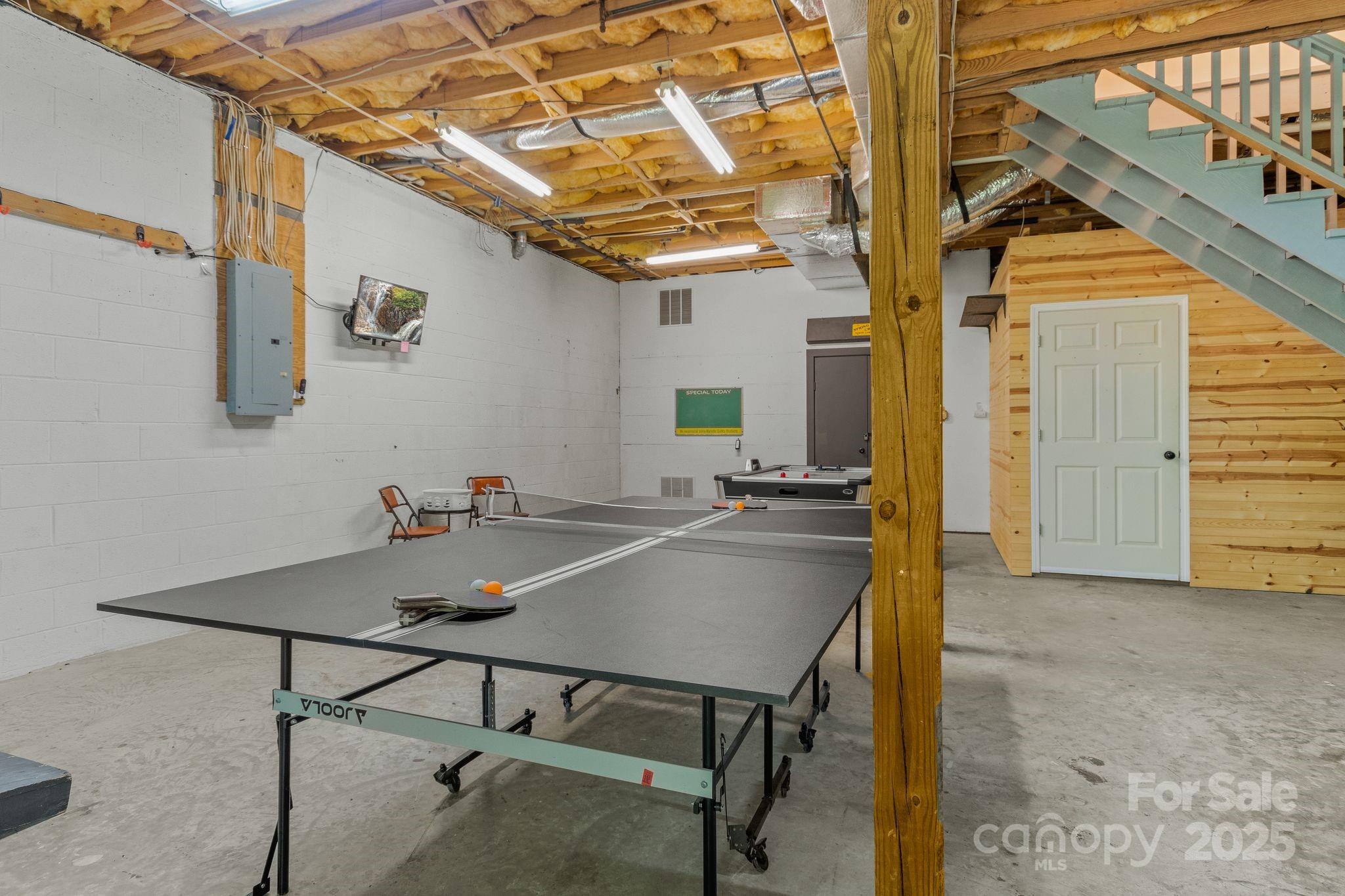 136 Grouse Point Road Hot Springs, NC 28743 - Photo 30 of 48 Gallery Image 30