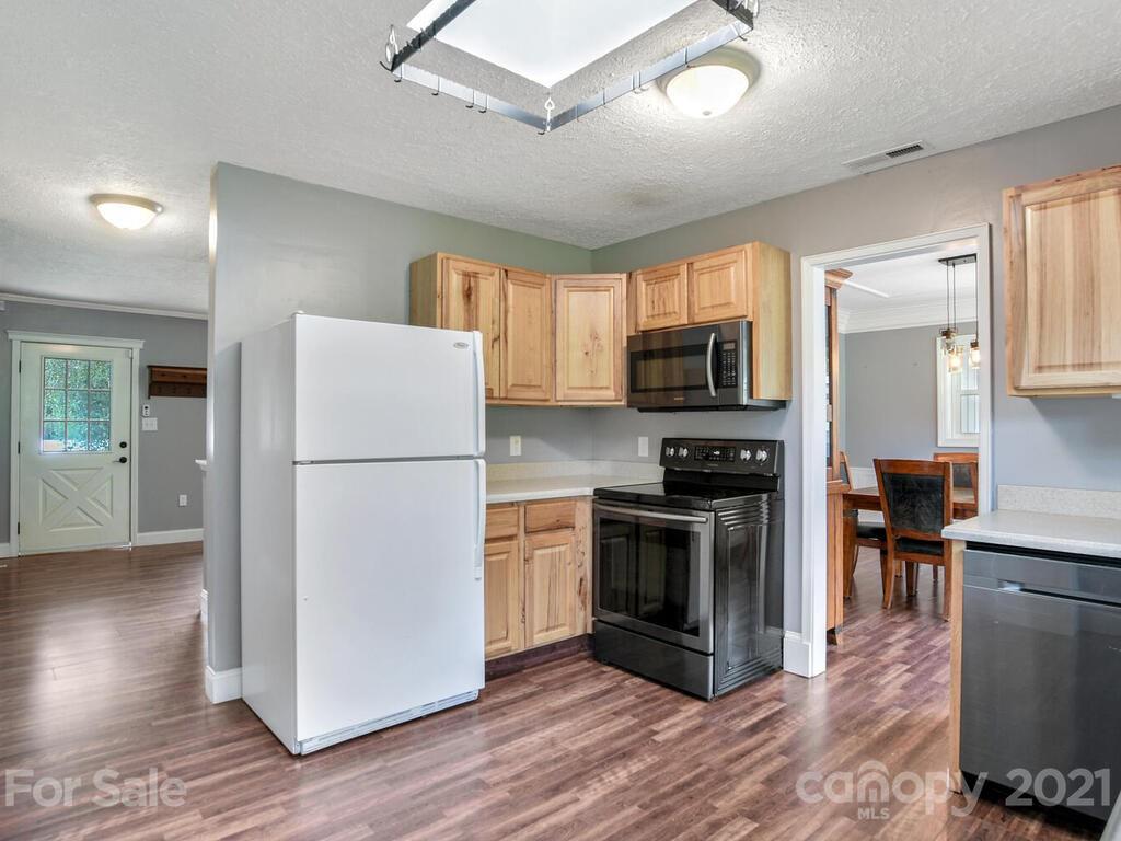 20 Arvad Road Candler, NC 28715 - Photo 12 of 25 Gallery Image 12