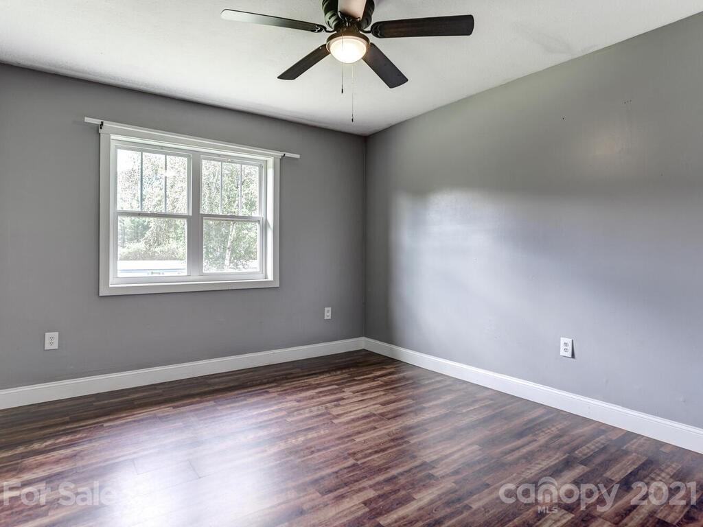 20 Arvad Road Candler, NC 28715 - Photo 18 of 25 Gallery Image 18