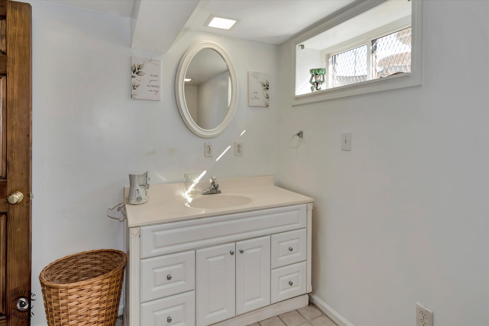 3230 North Glenn Road Bourbonnais, IL 60914 - Photo 25 of 34 a bathroom with a sink a mirror and vanity
