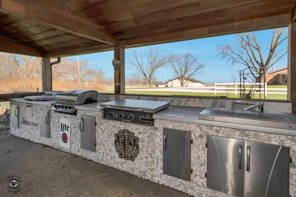 a view of a storage & utility room