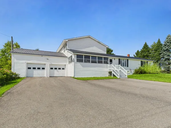 $203,000 | 594 Waddell Road, Castle Hill, ME 04757