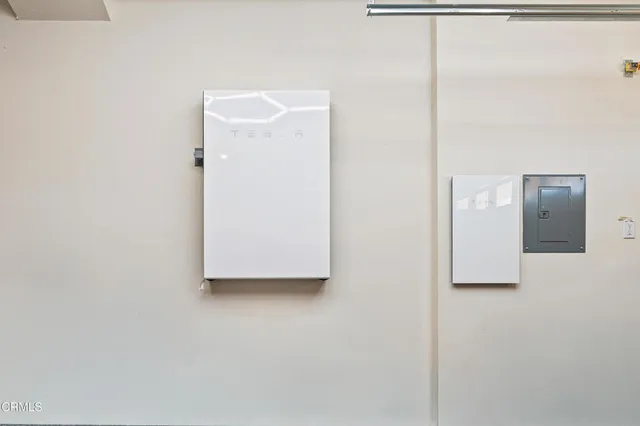 $825,000 | 509 Snowdrop Lane, Santa Paula, CA 93060