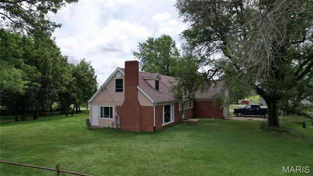 $419,900 | 64234 Highway 6, Green Castle, MO 63544