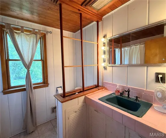 $419,900 | 64234 Highway 6, Green Castle, MO 63544