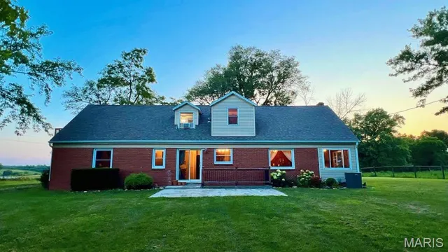 $419,900 | 64234 Highway 6, Green Castle, MO 63544