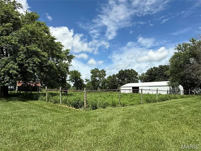 $419,900 | 64234 Highway 6, Green Castle, MO 63544