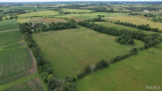 $419,900 | 64234 Highway 6, Green Castle, MO 63544